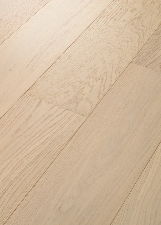 Shaw Utmost &mdash; Base &mdash; Gallery Collection &middot; White Oak &mdash; refined foundation tone.