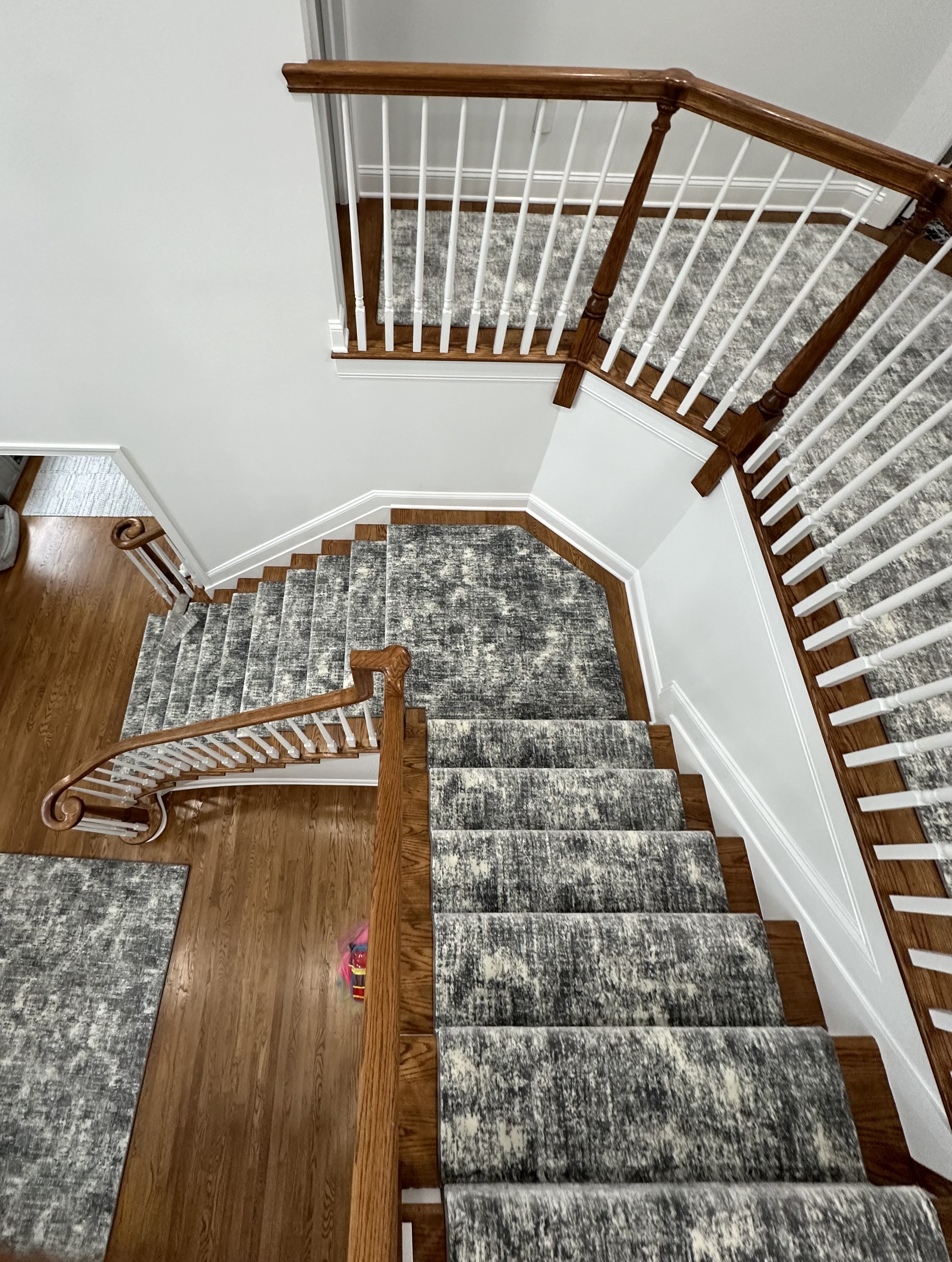 Custom carpet binding in NJ - example 28