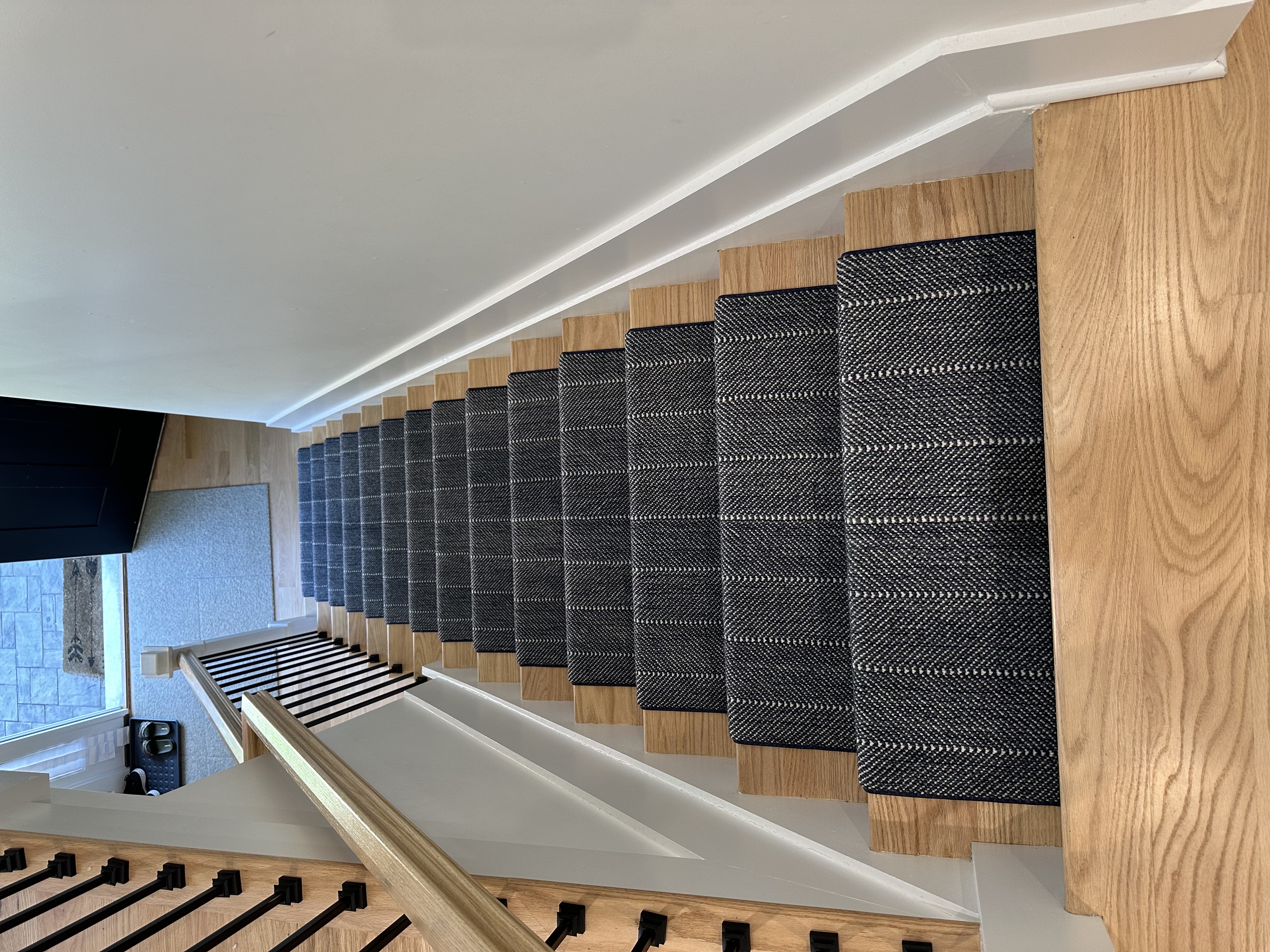 Custom carpet binding in NJ - example 31