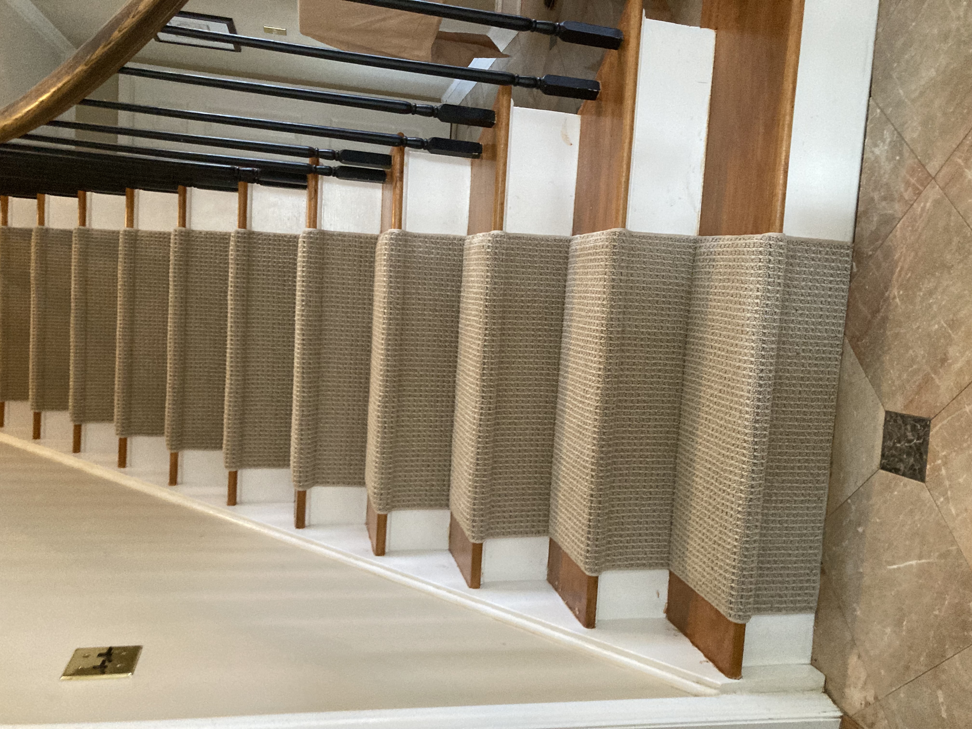 Custom carpet binding in NJ - example 38